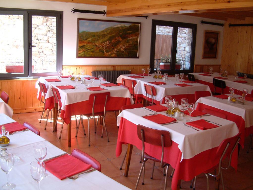 Hostal La Muntanya Castellar De N'Hug Zewnętrze zdjęcie