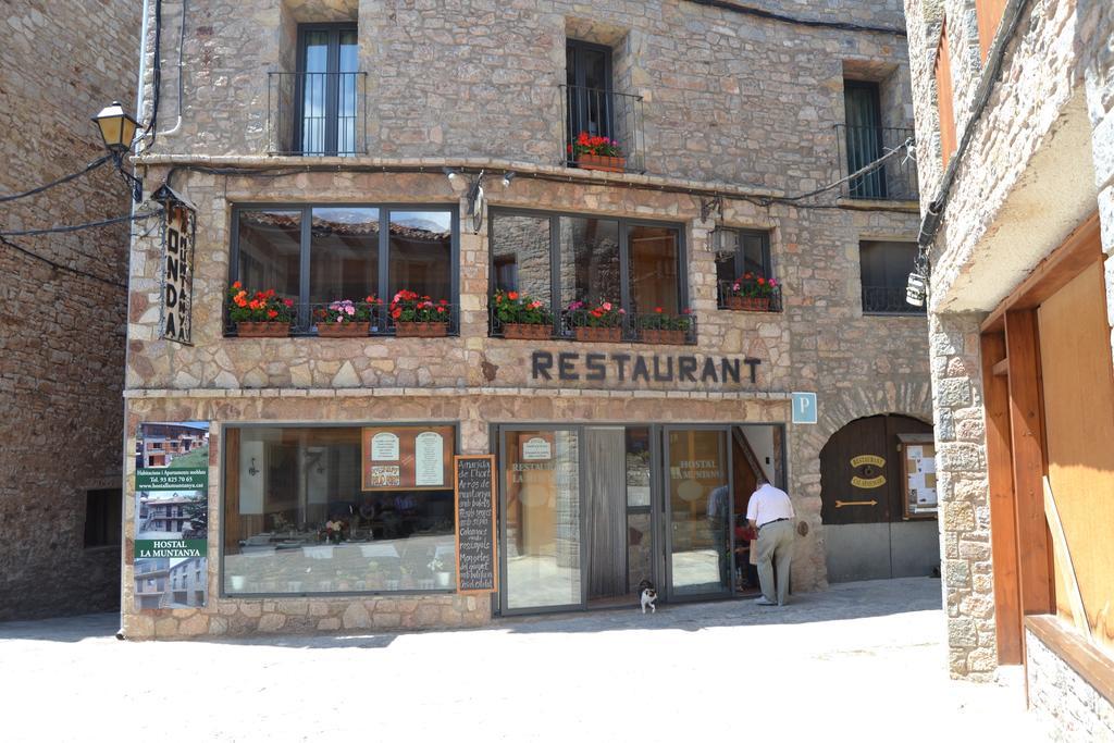 Hostal La Muntanya Castellar De N'Hug Zewnętrze zdjęcie