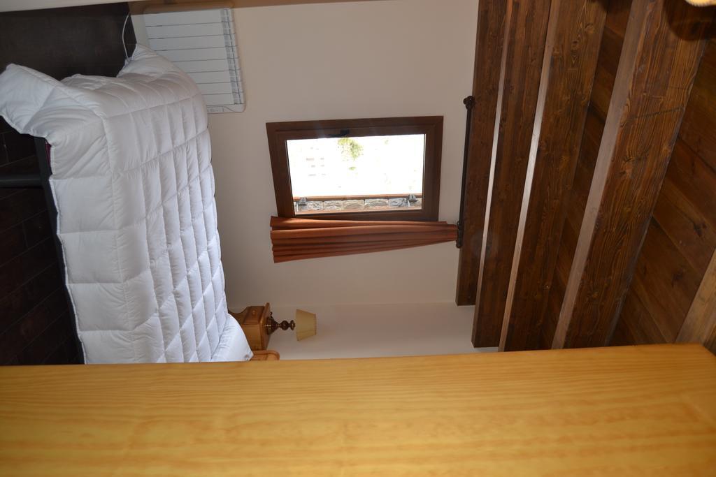 Hostal La Muntanya Castellar De N'Hug Zewnętrze zdjęcie