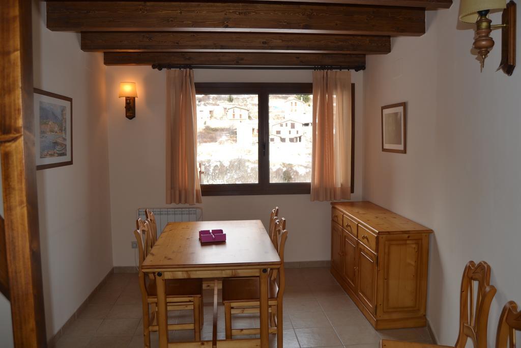 Hostal La Muntanya Castellar De N'Hug Zewnętrze zdjęcie